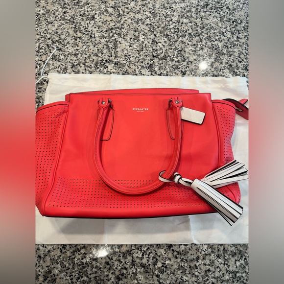 EUC, Coach, Legacy Leather, Perforated, Medium Watermelon Bag, Model 22390 💕 - Picture 4 of 14